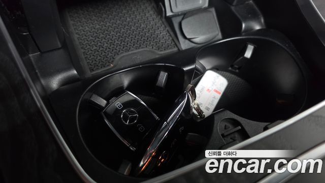 Mercedes-Benz CLS-Class (C257) CLS300d 4MATIC 2023 — фото 15