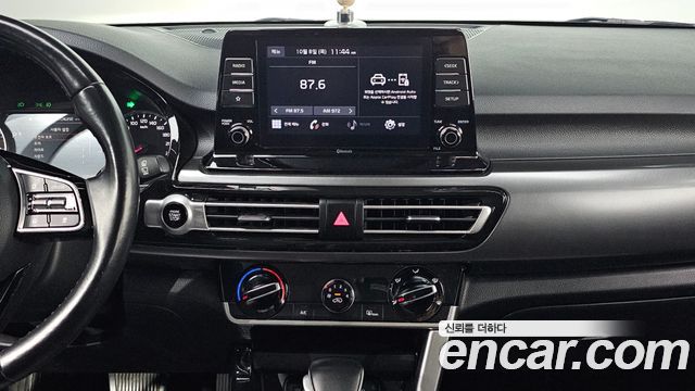 Kia Seltos Gasoline 1.6 Turbo 2WD Signature 2023 — фото 15