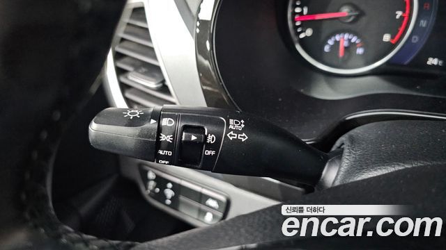 Kia Seltos Gasoline 1.6 Turbo 2WD Signature 2023 — фото 31