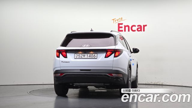 Hyundai Tucson Hybrid (NX4) Premium 2WD 2022 — фото 4