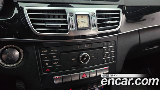 Mercedes-Benz E-Class (W212) E220 Bluetec Avantgarde Sport 2016 — фото 16