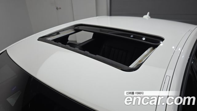 Mercedes-Benz E-Class (W212) E220 Bluetec Avantgarde Sport 2016 — фото 19