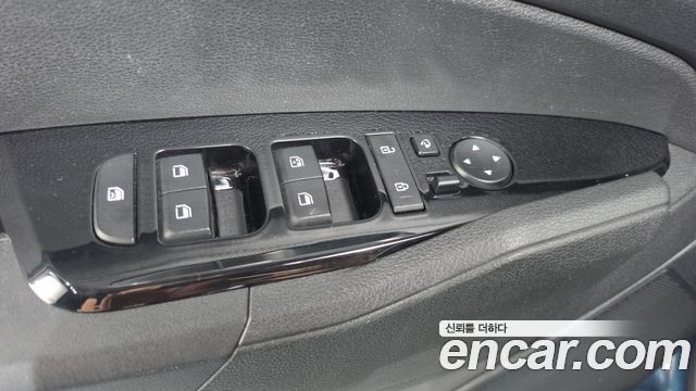 Kia Sportage (V) Diesel 2.0 2WD Prestige 2022 — фото 29