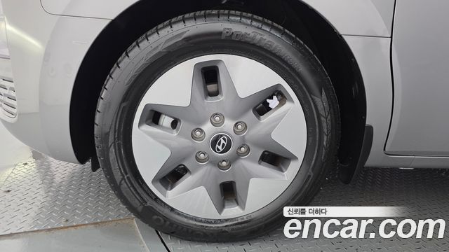 Hyundai Staria L3.5 Tourer 11-Seater Modern 2025 — фото 5