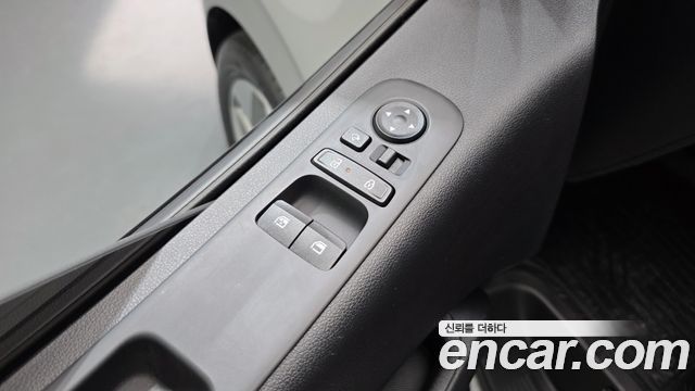 Hyundai Staria L3.5 Tourer 11-Seater Modern 2025 — фото 13