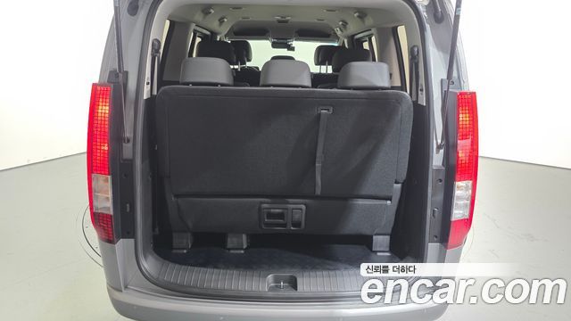 Hyundai Staria L3.5 Tourer 11-Seater Modern 2025 — фото 30