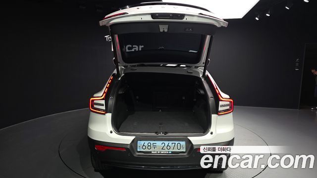 Volvo C40 Recharge Twin Ultimate 2023 — фото 20