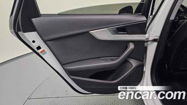 Audi A4 (B9) 40 TFSI 2019 — фото 25