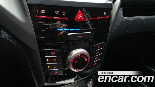 KG Mobility (SsangYong) Tivoli Diesel VX 2WD 2016 — фото 17