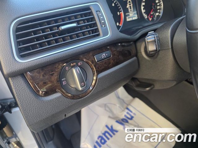 Volkswagen Passat 2.0 TDI B7 2015 — фото 19