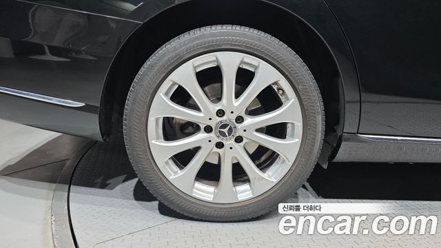 Mercedes-Benz E-Class (W213) E220d 4MATIC Exclusive 2017 — фото 5