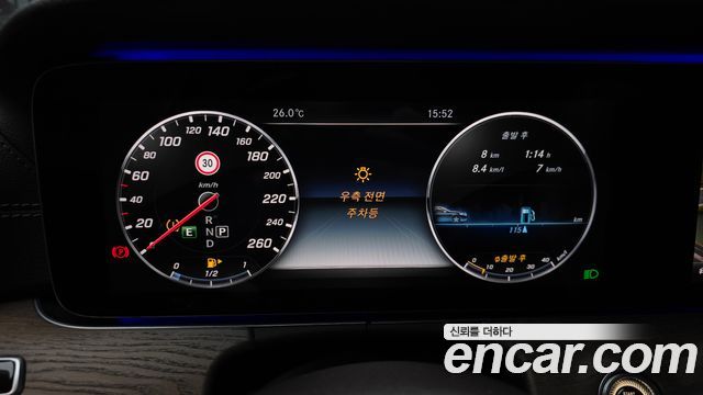 Mercedes-Benz E-Class (W213) E220d 4MATIC Exclusive 2017 — фото 8