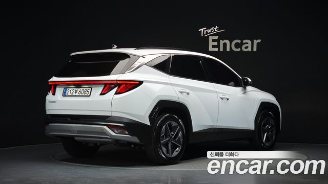 Hyundai Tucson (NX4) Gasoline 1.6 Turbo 2WD Inspiration 2024 — фото 2