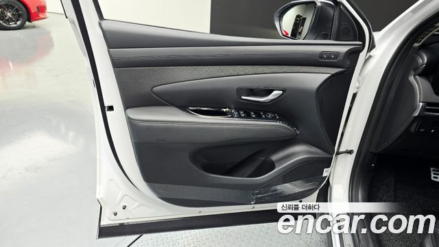 Hyundai Tucson (NX4) Gasoline 1.6 Turbo 2WD Inspiration 2024 — фото 24