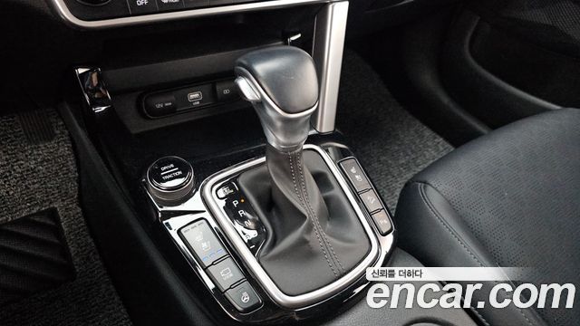 Kia Seltos Gasoline 1.6 Turbo 2WD Noblesse 2020 — фото 9