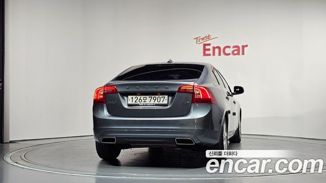Volvo S60 D3 2nd 2016 — фото 4