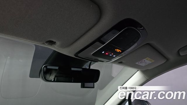 Hyundai Santa Fe Diesel 2.2 2WD Prestige 2021 — фото 17