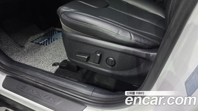 Hyundai Santa Fe Diesel 2.2 2WD Prestige 2021 — фото 18