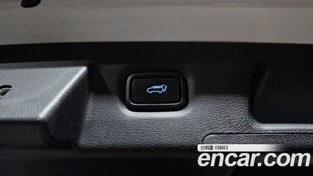 Hyundai Santa Fe Diesel 2.2 2WD Prestige 2021 — фото 31