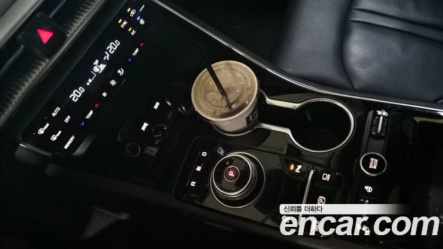 Kia K5 (III) 2.0 Prestige 2023 — фото 15