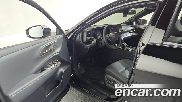 Toyota Crown Crossover 2.4 4WD Dual Boost HYbrid 2026 — фото 10