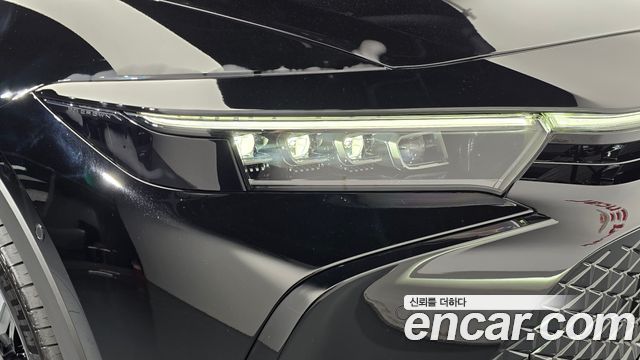 Toyota Crown Crossover 2.4 4WD Dual Boost HYbrid 2026 — фото 22