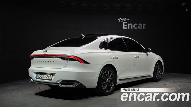 Hyundai Grandeur (IG) 2.5 Le Blanc 2023 — фото 2