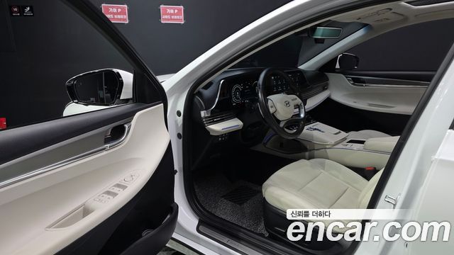 Hyundai Grandeur (IG) 2.5 Le Blanc 2023 — фото 10