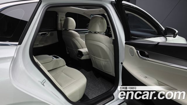 Hyundai Grandeur (IG) 2.5 Le Blanc 2023 — фото 12