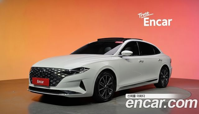 Hyundai Grandeur (IG) 2.5 Le Blanc 2023 — фото 1