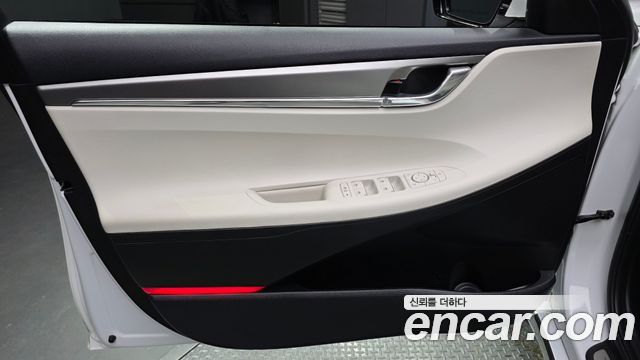Hyundai Grandeur (IG) 2.5 Le Blanc 2023 — фото 24
