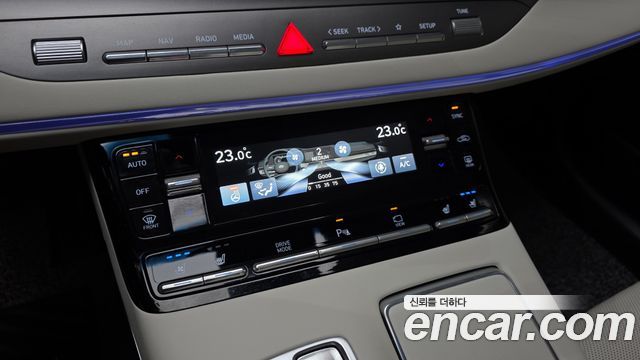 Hyundai Grandeur (IG) 2.5 Le Blanc 2023 — фото 35
