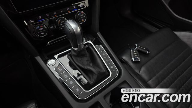Volkswagen Passat GT (B8) 2.0 TDI Prestige 2018 — фото 9