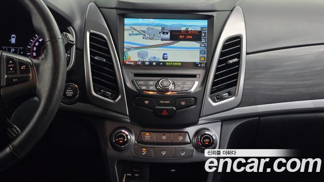 KG Mobility (SsangYong) Korando C 2.2 RX 2WD DLX 2016 — фото 14