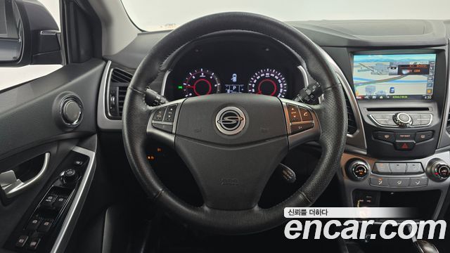 KG Mobility (SsangYong) Korando C 2.2 RX 2WD DLX 2016 — фото 15