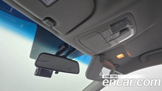 KG Mobility (SsangYong) Korando C 2.2 RX 2WD DLX 2016 — фото 19