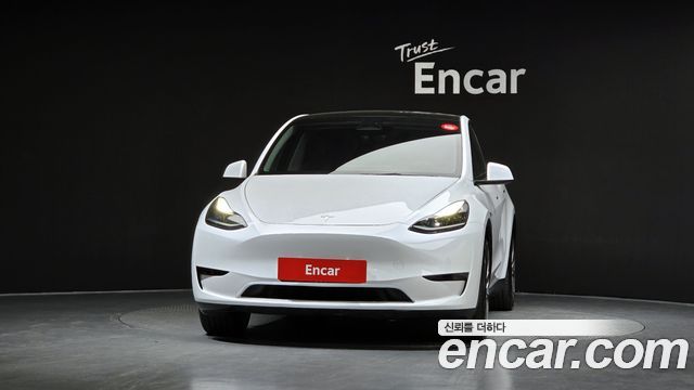 Tesla Model Y RWD 2024 — фото 3