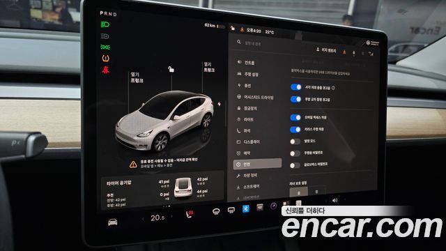 Tesla Model Y RWD 2024 — фото 17
