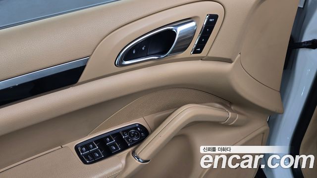 Porsche Cayenne 3.6 Platium Edition 958 2017 — фото 19