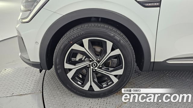 Renault Korea XM3 1.6 E-TECH Inspire e-shifter 2023 — фото 5