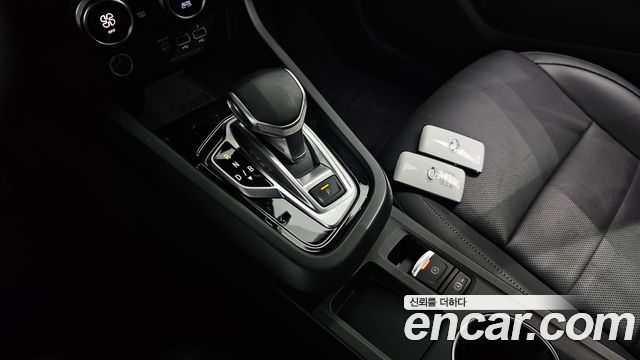 Renault Korea XM3 1.6 E-TECH Inspire e-shifter 2023 — фото 9