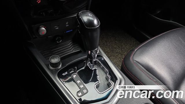KG Mobility (SsangYong) Tivoli Air Diesel IX 2WD 2016 — фото 9