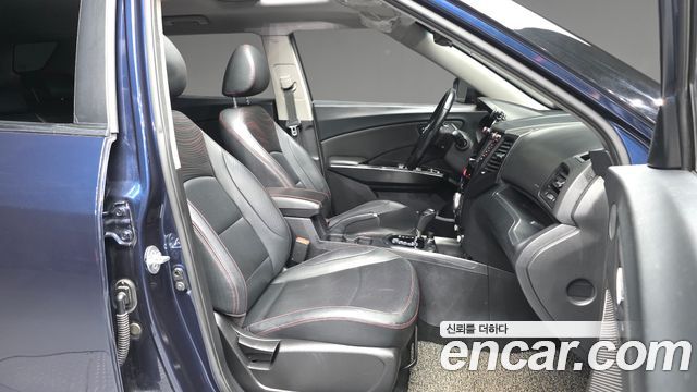 KG Mobility (SsangYong) Tivoli Air Diesel IX 2WD 2016 — фото 11
