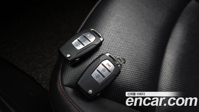 KG Mobility (SsangYong) Tivoli Air Diesel IX 2WD 2016 — фото 17