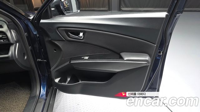 KG Mobility (SsangYong) Tivoli Air Diesel IX 2WD 2016 — фото 24