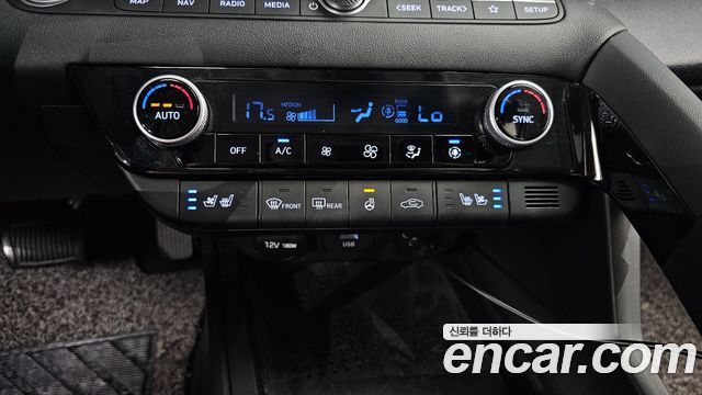 Hyundai Avante (CN7) 1.6 Inspiration 2021 — фото 18
