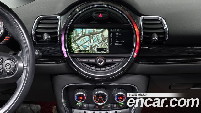 MINI Cooper D Clubman High 2nd 2017 — фото 14