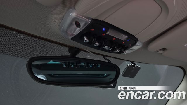 MINI Cooper D Clubman High 2nd 2017 — фото 19