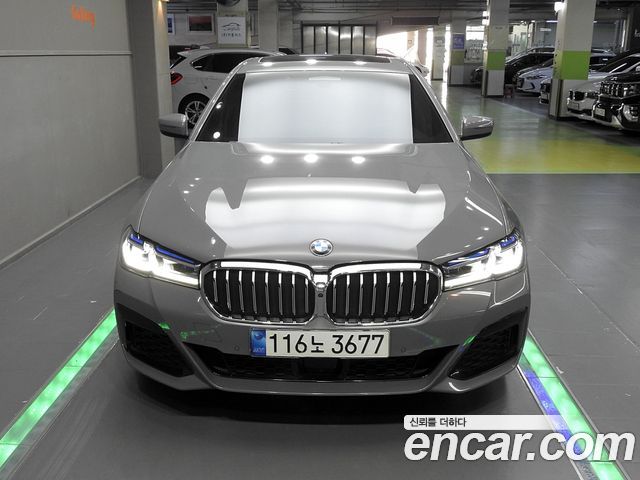 BMW 5 Series (G30) 530e M Sport 2021 — фото 1