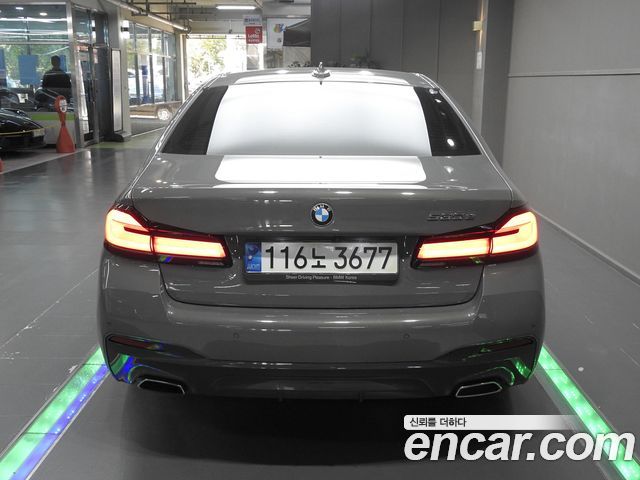 BMW 5 Series (G30) 530e M Sport 2021 — фото 4